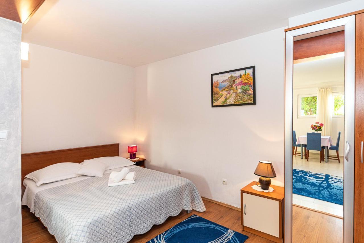 Rajcic Apartments Рогозниця Екстер'єр фото